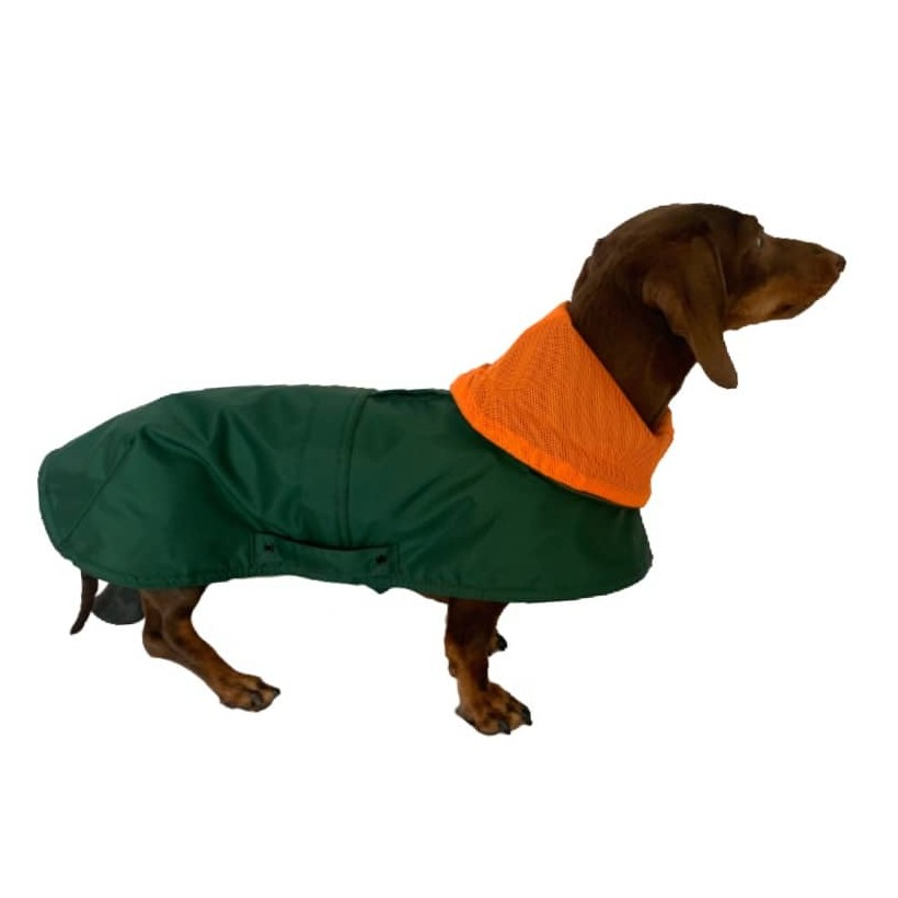 Chubasquero Tintin Air Green vista lateral puesto Chubasquero Tintin Air Green vista lateral puesto