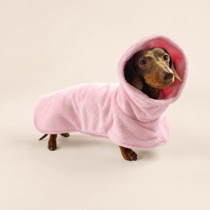toalla rosa para perros