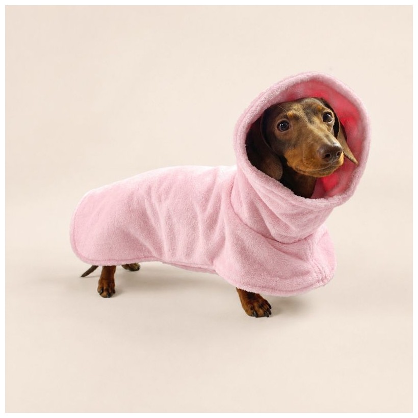toalla rosa para perros